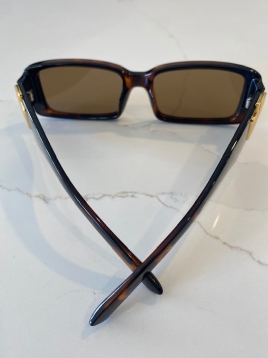 Le Specs Square Sunglasses NWOT main image 5